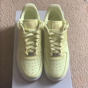 Women’s Air Force 1